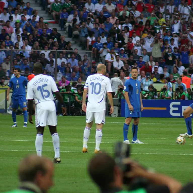Zidane joua son dernier match contre l’Italie, un match inoubliable pour le génie du football