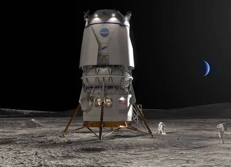 lbluemoon-nasa-option-2023-05-19-012931-0_0869
